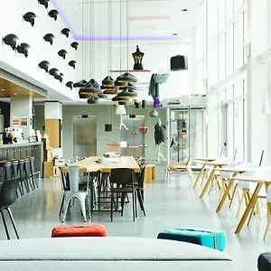 Moxy Milan Malpensa Airport Szálloda Case Nuove (Lombardy)